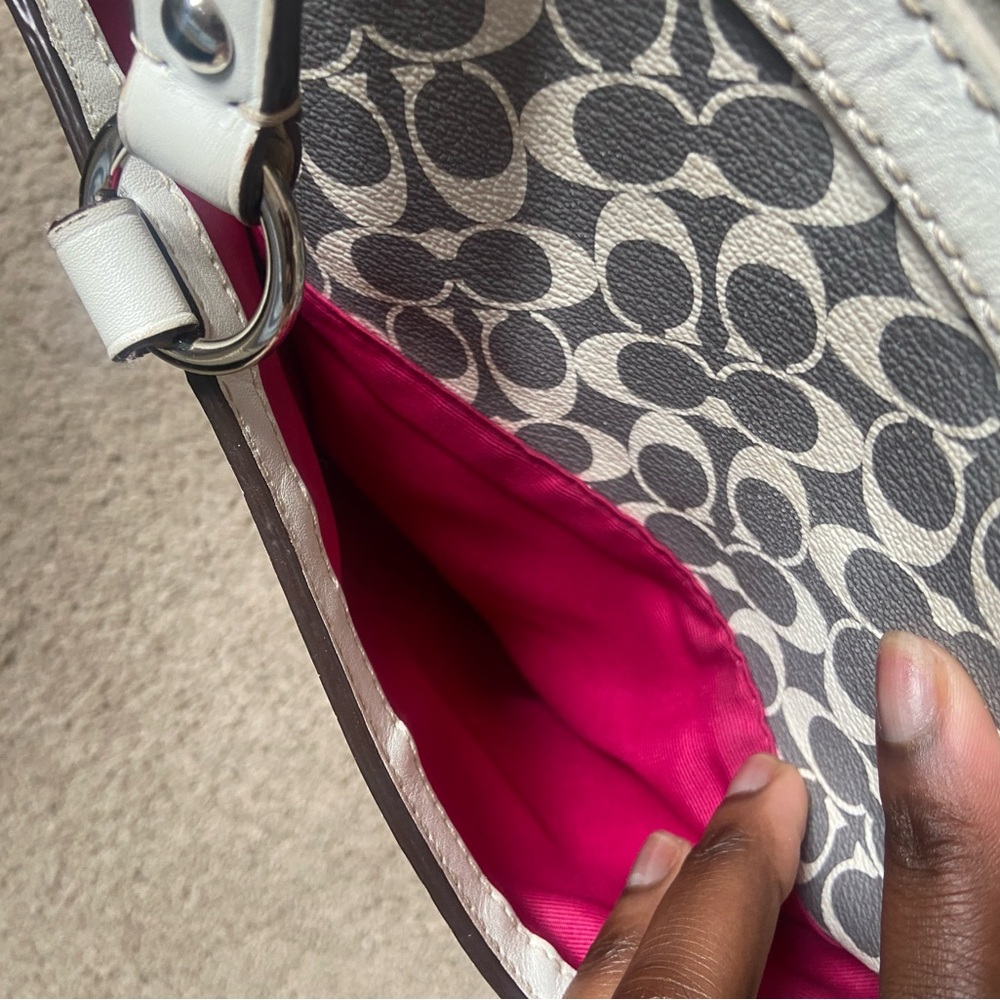 Rare Vintage Coach Gray and Pink Signature Satchel Bag - Picture 11 of 16
